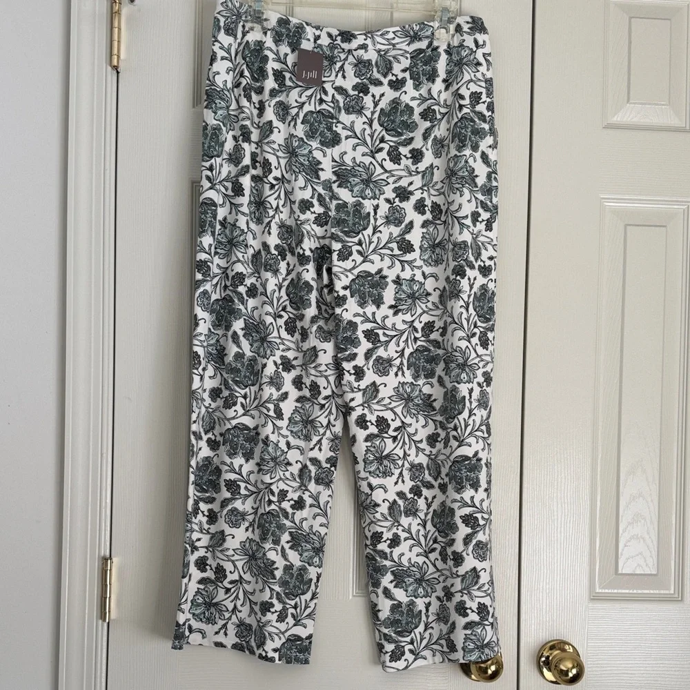 J.Jill Wearever Wide-Leg Crop Pants - Medium NWT - Picture 2 of 8